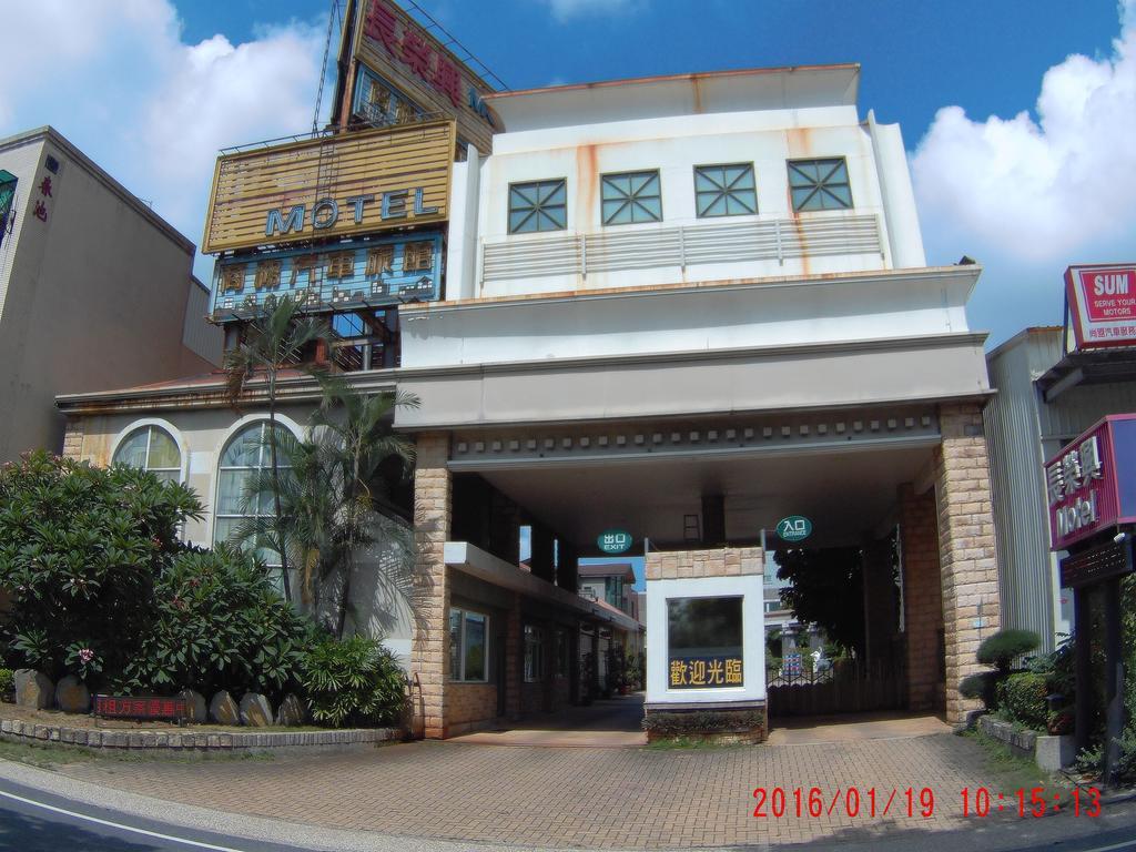 ChangSing Business Motel Tainan Bagian luar foto