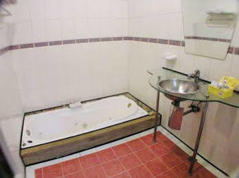 ChangSing Business Motel Tainan Bagian luar foto